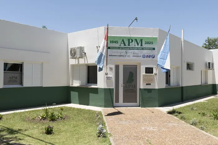 Frente de la sede APM Las Colonias